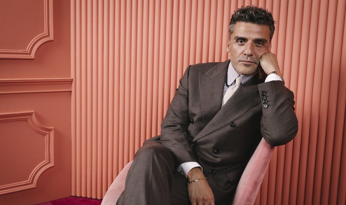 L'acteur qui incarne Poe Dameron dans Star Wars affirme qu'il ne reviendrait dans la saga que si Disney "ne succombait pas au fascisme"