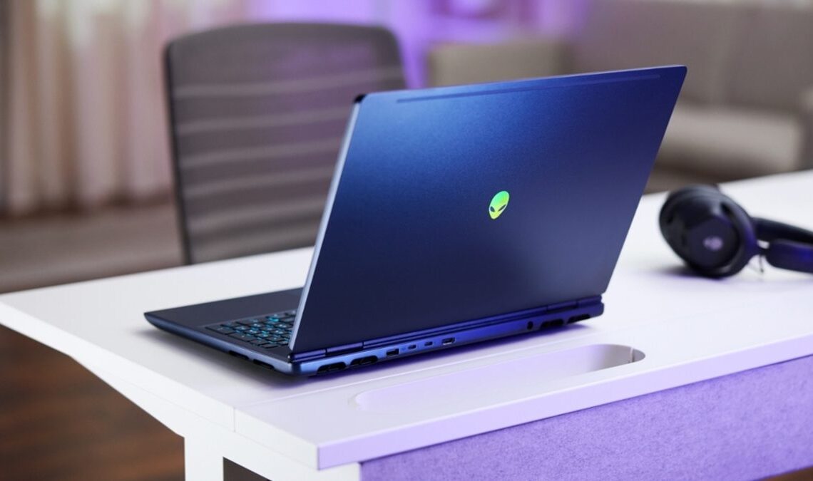 Si vous voulez jouer à un niveau élevé, cet ordinateur portable Alienware est une bête à prix minimum grâce au Black Friday