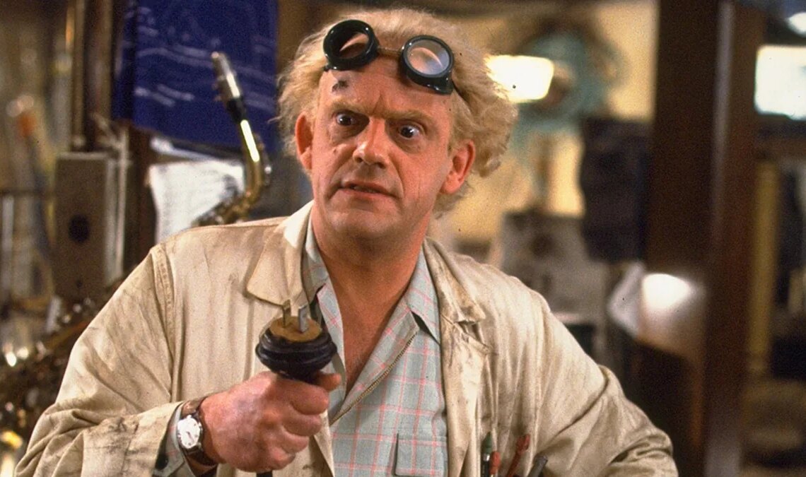 Après Retour vers le futur, Christopher Lloyd est apparu dans une comédie pleine d'humour noir à voir sur Prime Video