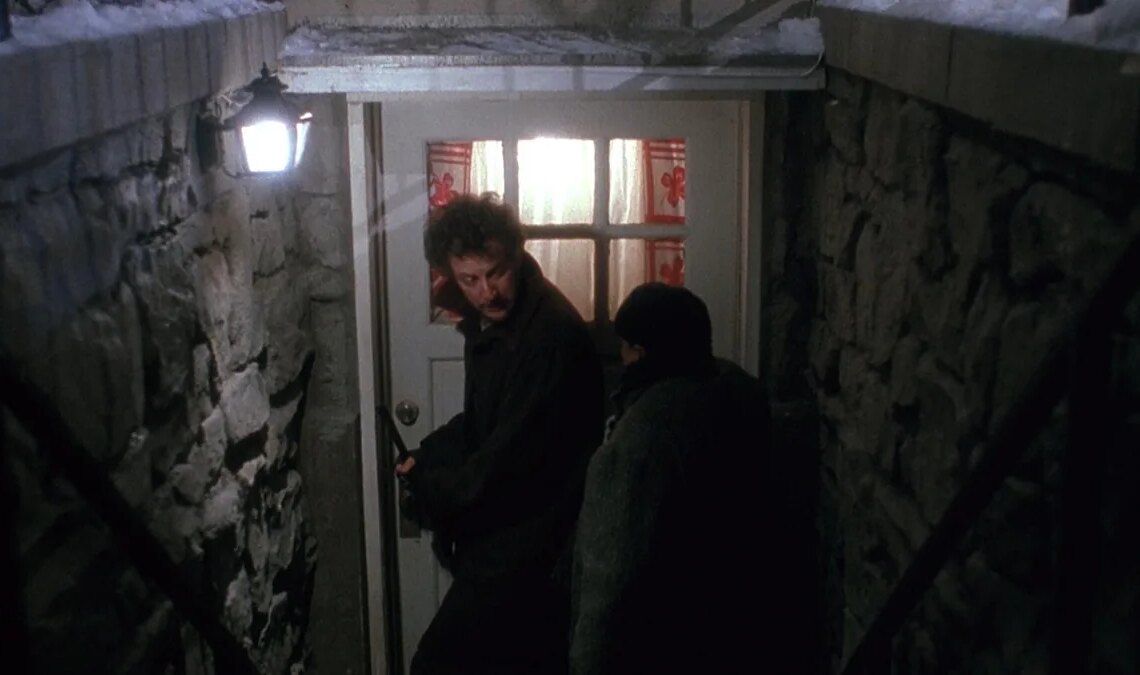 Ce n'est pas Noël sans chants de Noël, lumières et cette comédie classique gratuite pour une durée limitée