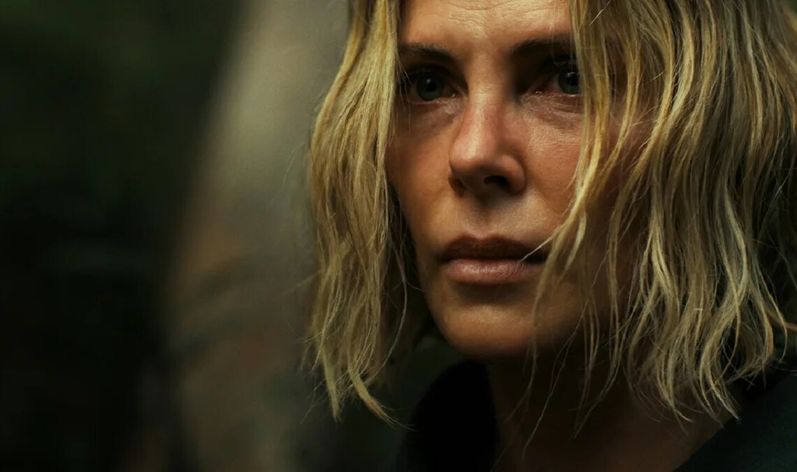 Charlize Theron tente de survivre dans la jungle dans la première bande-annonce de ce nouveau film d'action qui aspire à conquérir Netflix en 2026