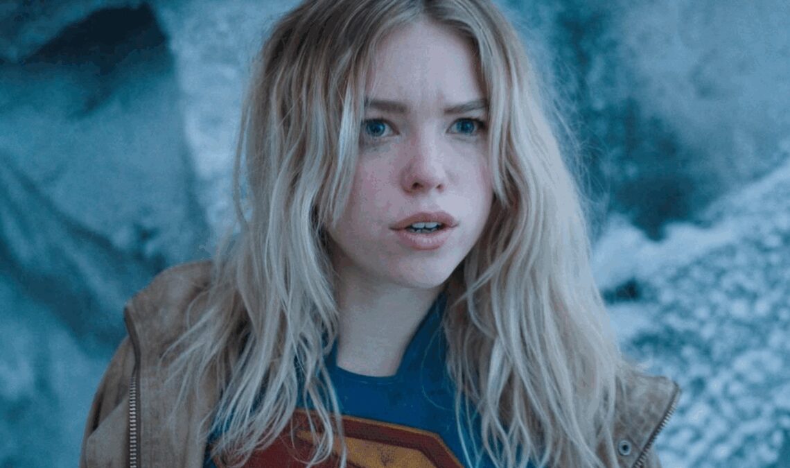 DC révèle un premier aperçu du costume officiel de Supergirl