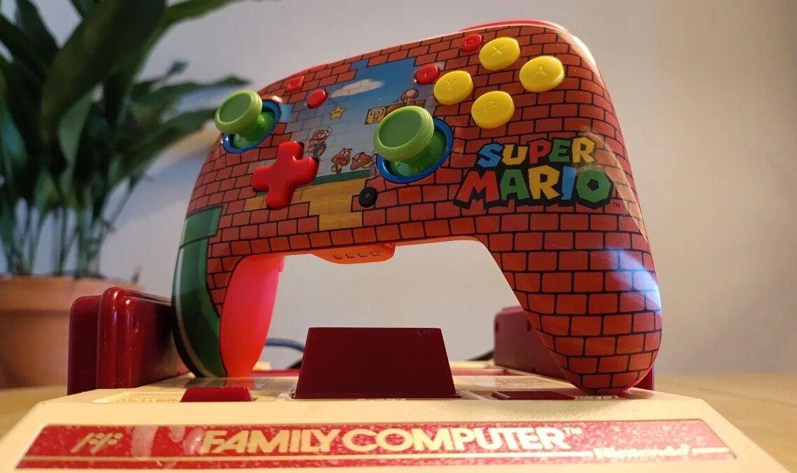 Test de la manette sans fil Rematch : Mario Bricks - C'est un moi, Mario !