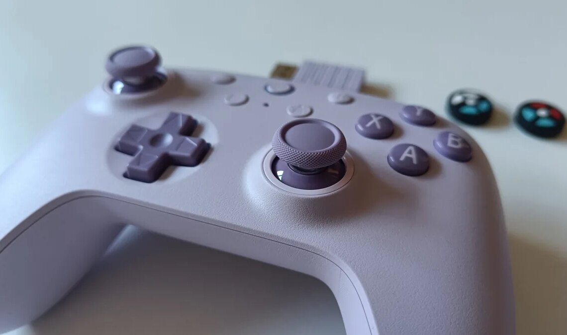 Analyse du 8BitDo Ultimate 2C : c'est le contrôleur pas cher définitif et il est déjà devenu mon préféré