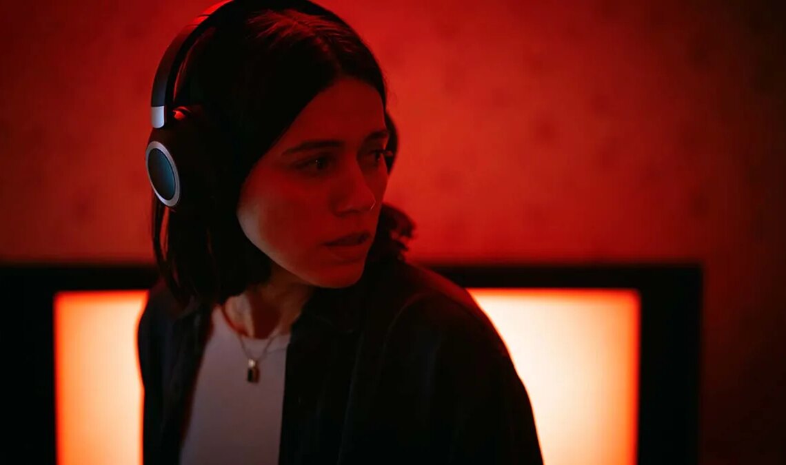 A24 expérimente de nouveaux genres d'horreur. Le premier trailer d'Undertone donne une très, très mauvaise ambiance