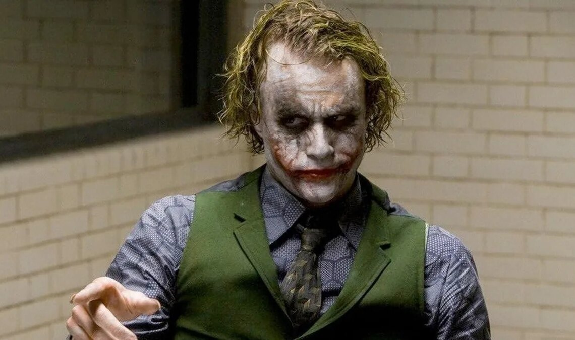 Christopher Nolan a offert un livre très spécial à Heath Ledger pour l'aider à se préparer au rôle du Joker