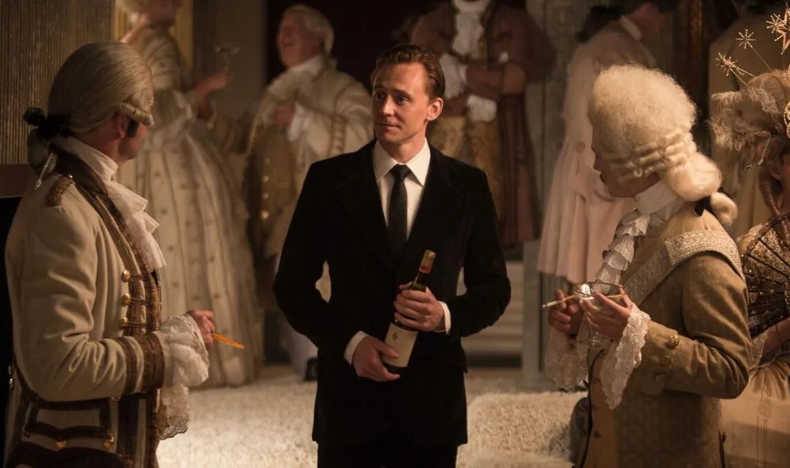 Je vais briser la lance en faveur de ce film de science-fiction d'il y a plus de dix ans. Tom Hiddleston y est impeccable