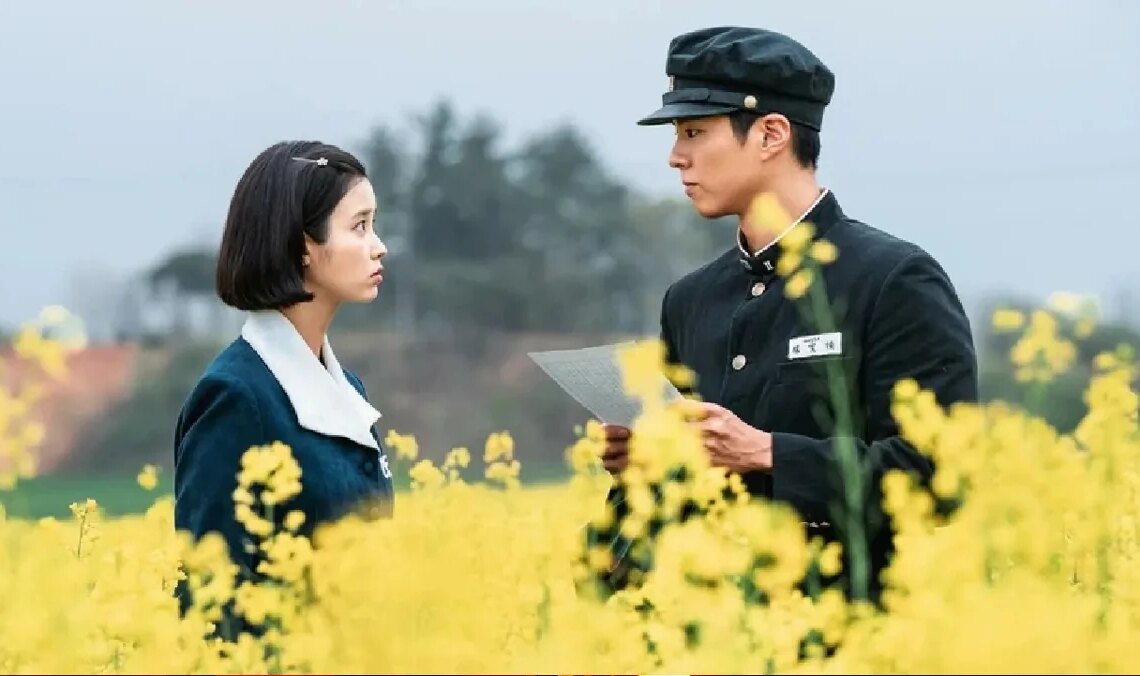 "Merveilleusement écrit" : Netflix a la série parfaite pour les fans de romance et il est facile qu'elle passe inaperçue