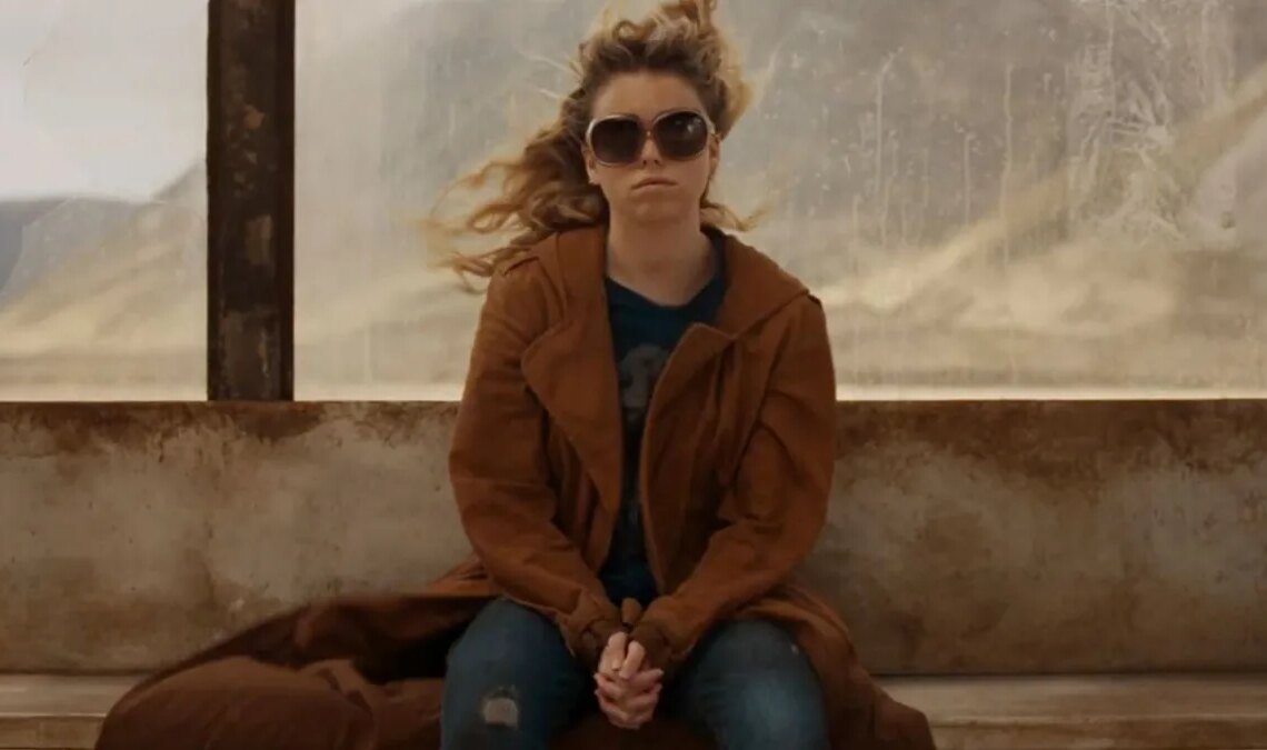 Supergirl - Bande-annonce officielle de "Home"