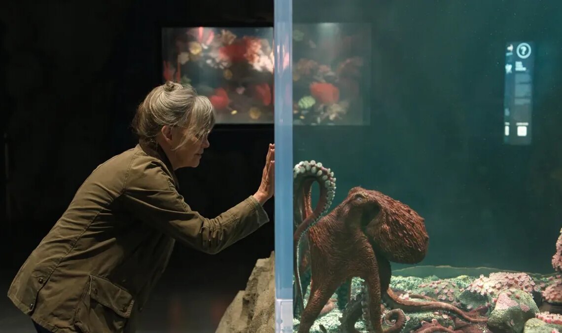 Le livre s'est vendu comme des petits pains et l'adaptation vise haut le streaming. Nous avons déjà le premier trailer de Luminous Creatures