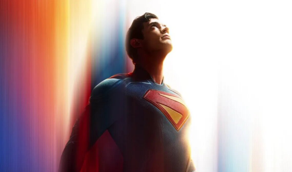 James Gunn célèbre le début du tournage de Superman : Man of Tomorrow avec une nouvelle image