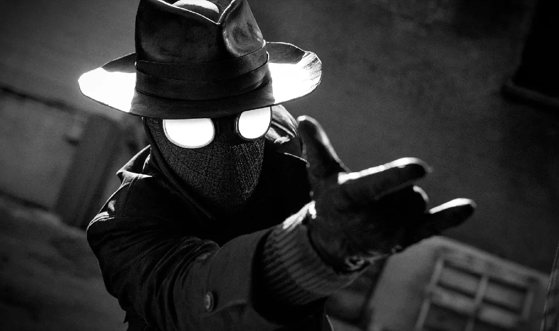 Spider-Noir a été créé pour être vu en noir et blanc, alors... pourquoi y aura-t-il une version couleur ? Nicolas Cage répond