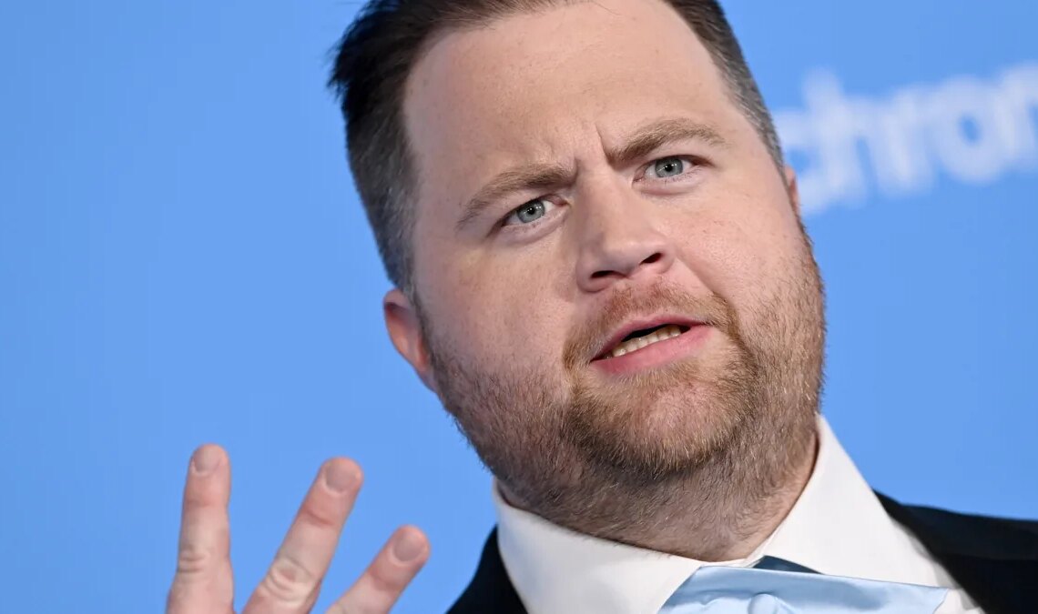 Voici à quoi ressemble un salaire chez Marvel, après impôts. Paul Walter Hauser révèle combien il a gagné pour Fantastic Four