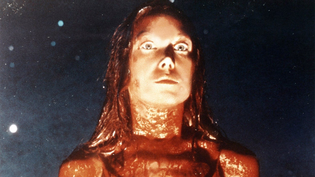 Carrie (1976)