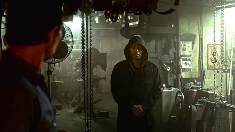 Mordo en a assez des sorciers qui enfreignent les lois naturelles et, par conséquent, enlève les pouvoirs de chacun.