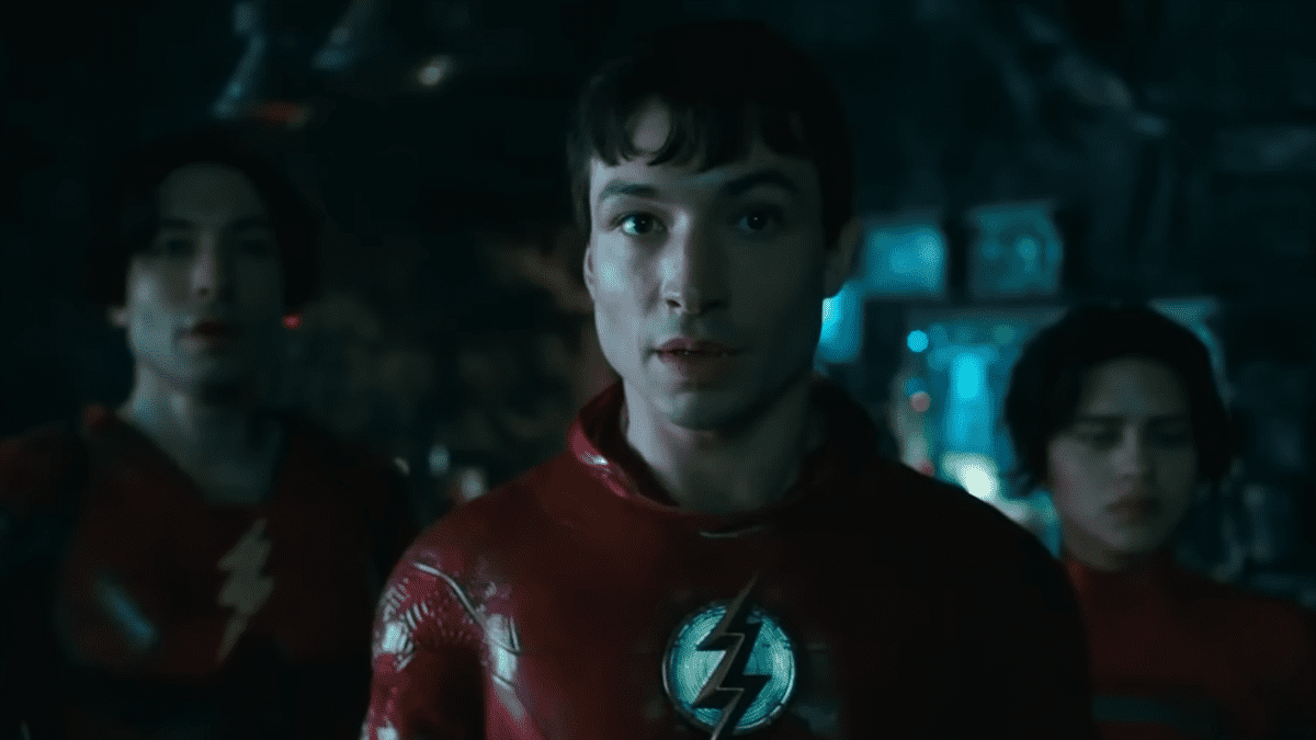 Une nouvelle image de The Flash nous permet de voir Batman et Supergirl dans leurs costumes du prochain film