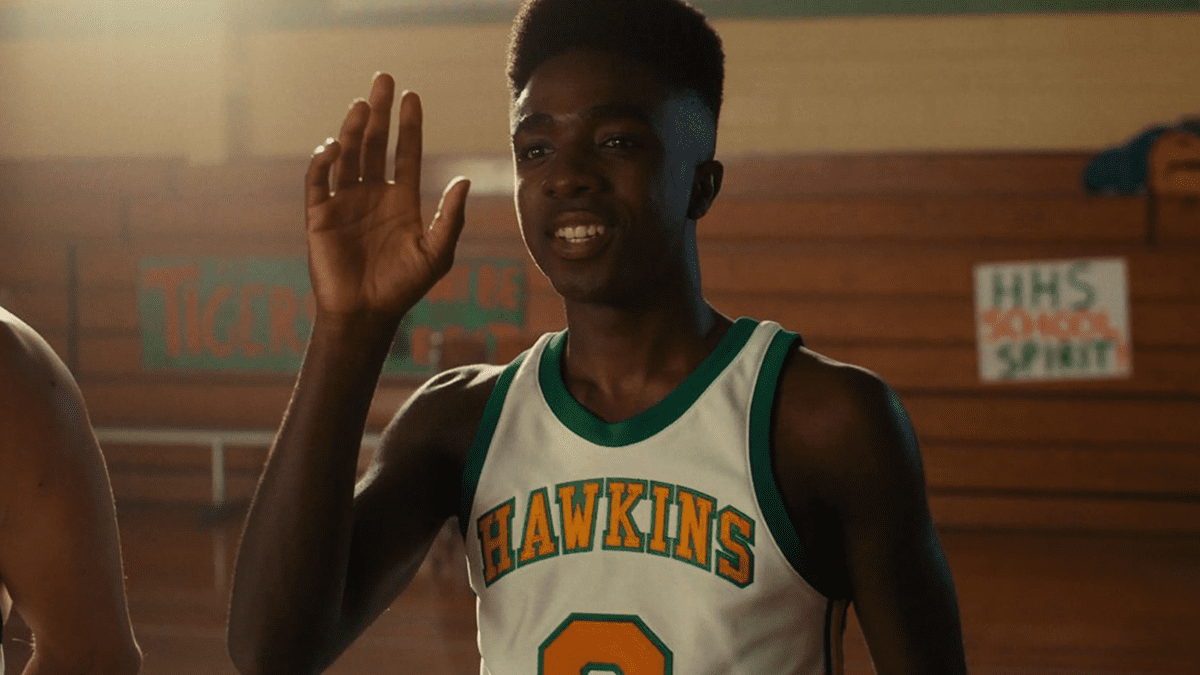 Caleb McLaughlin, Lucas dans Stranger Things, apporte des nouvelles sur la saison 5 et la fin de la série