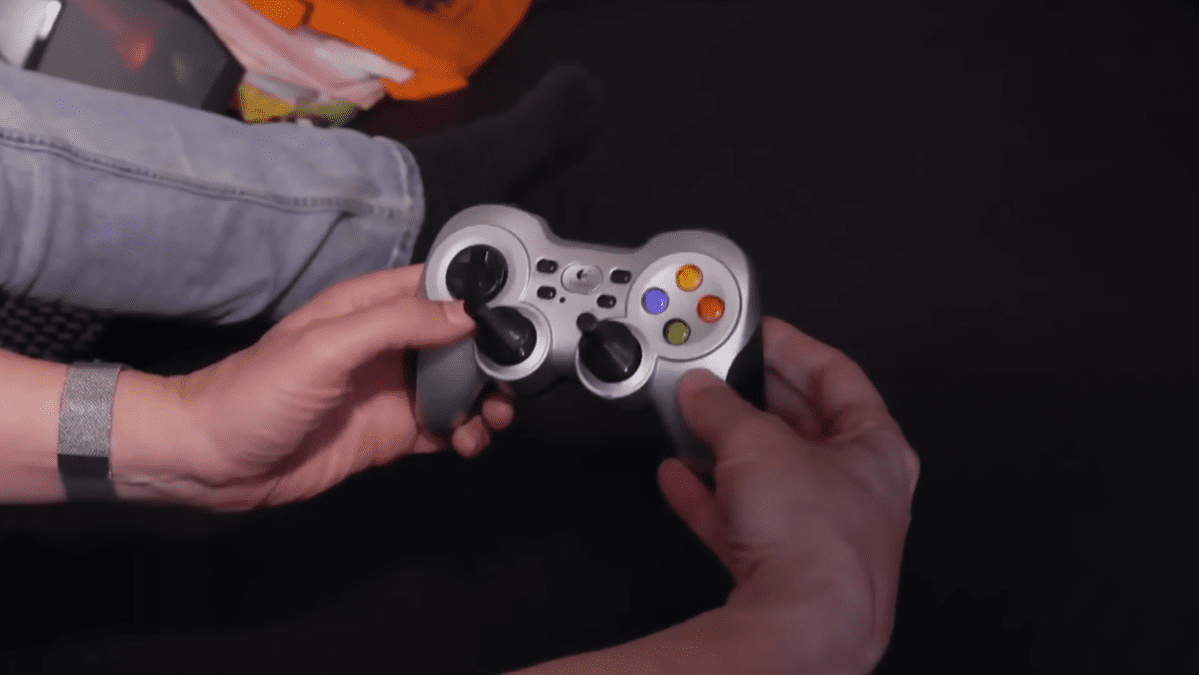 Polémique avec le sous-marin perdu dans son expédition sur le Titanic : était-il vraiment contrôlé par une manette de jeu vidéo ?
