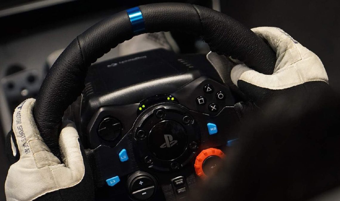 Ce volant de course PS5, PS4 et PC s'est complètement effondré sur Amazon