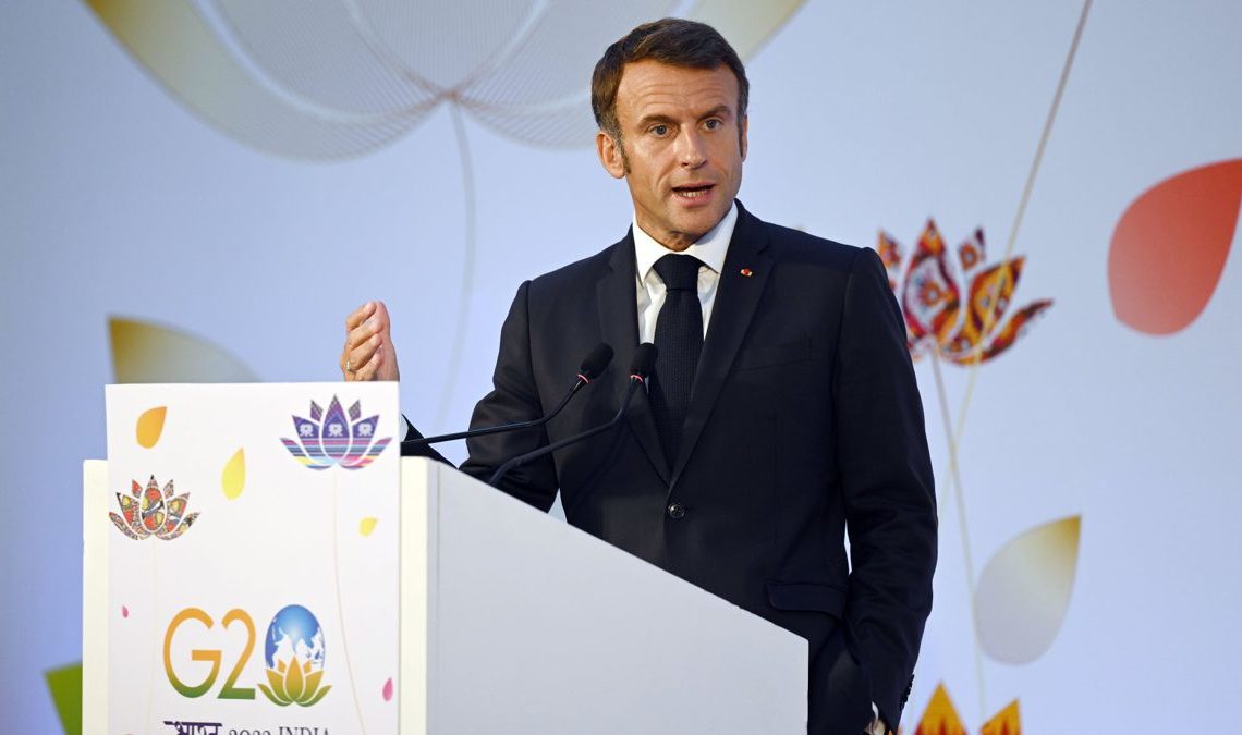 Le président Macron répond aux critiques après avoir imputé aux jeux vidéo les émeutes françaises