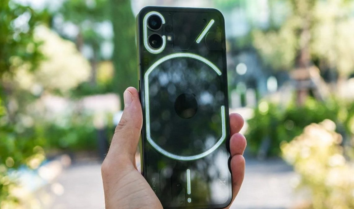 Nothing Phone 1 à moins de 350 euros : l'un des téléphones les plus révolutionnaires du marché à un prix avantageux