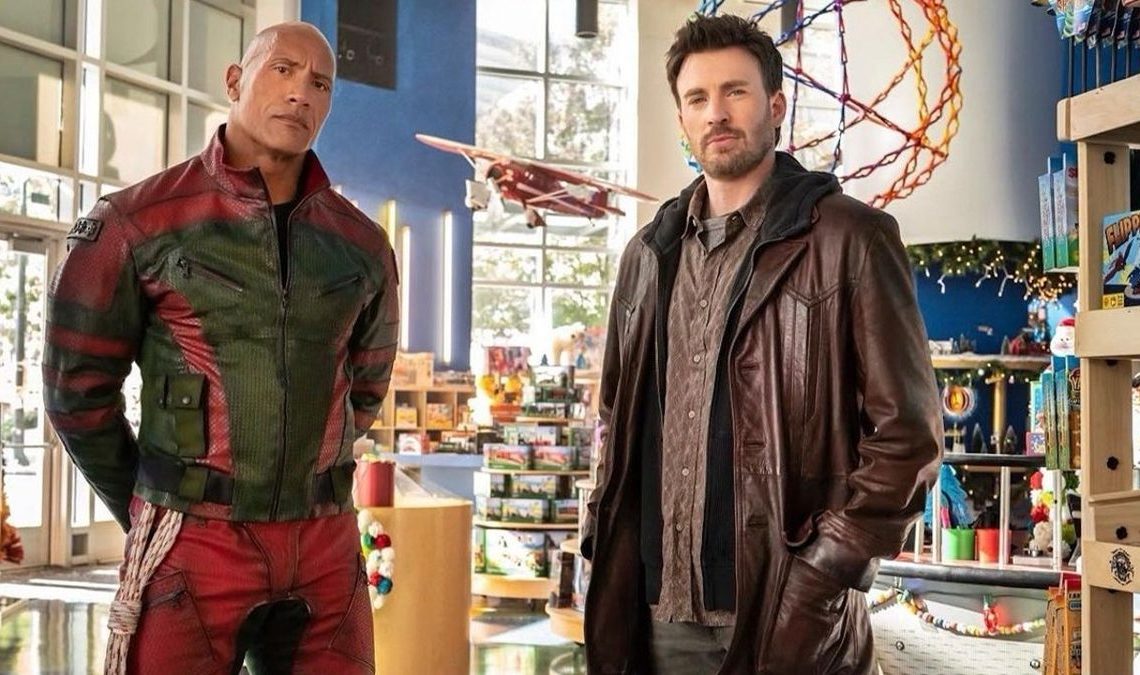 Red One, le prochain film de Dwayne Johnson et Chris Evans, a déjà une date de sortie