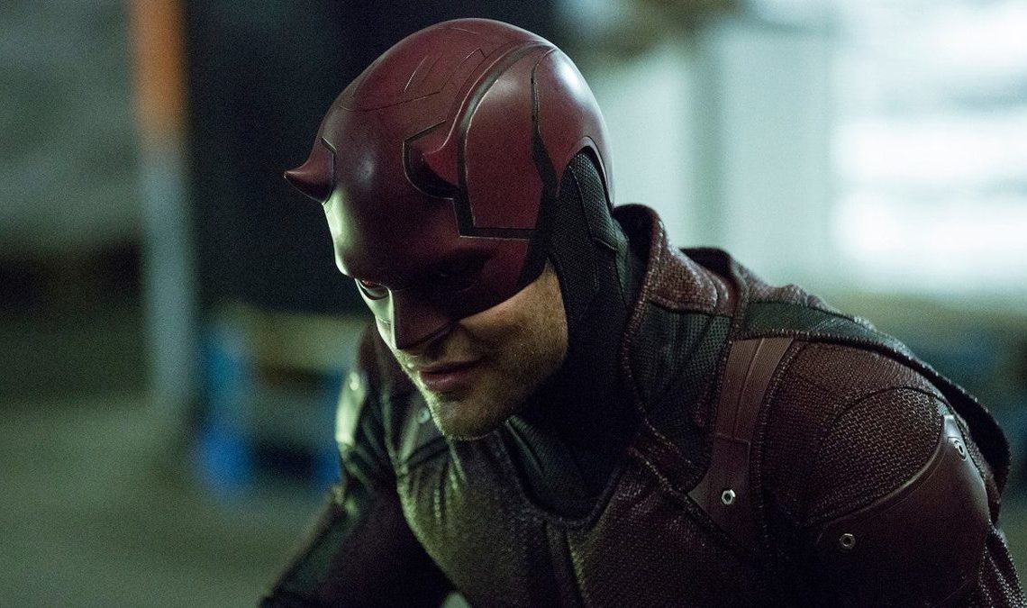 Daredevil : Born Again montre le retour du nouveau costume de Foggy et Karen et Matt