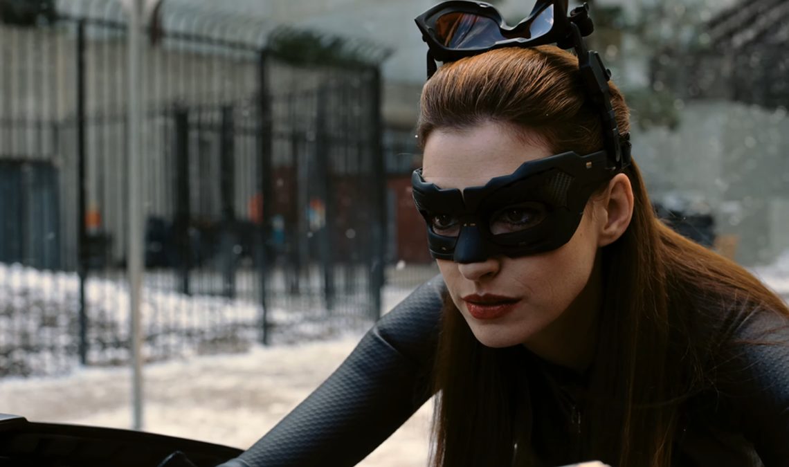 Le dilemme d'Anne Hathaway : ¿Dark Knight Rises ou Spider-Man 4 ?