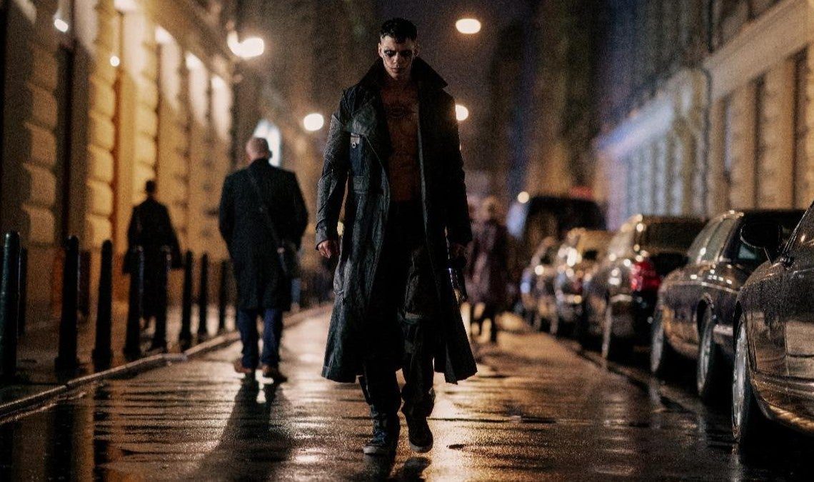 La première bande-annonce de The Crow montre une intrigue et un protagoniste complètement réinventés