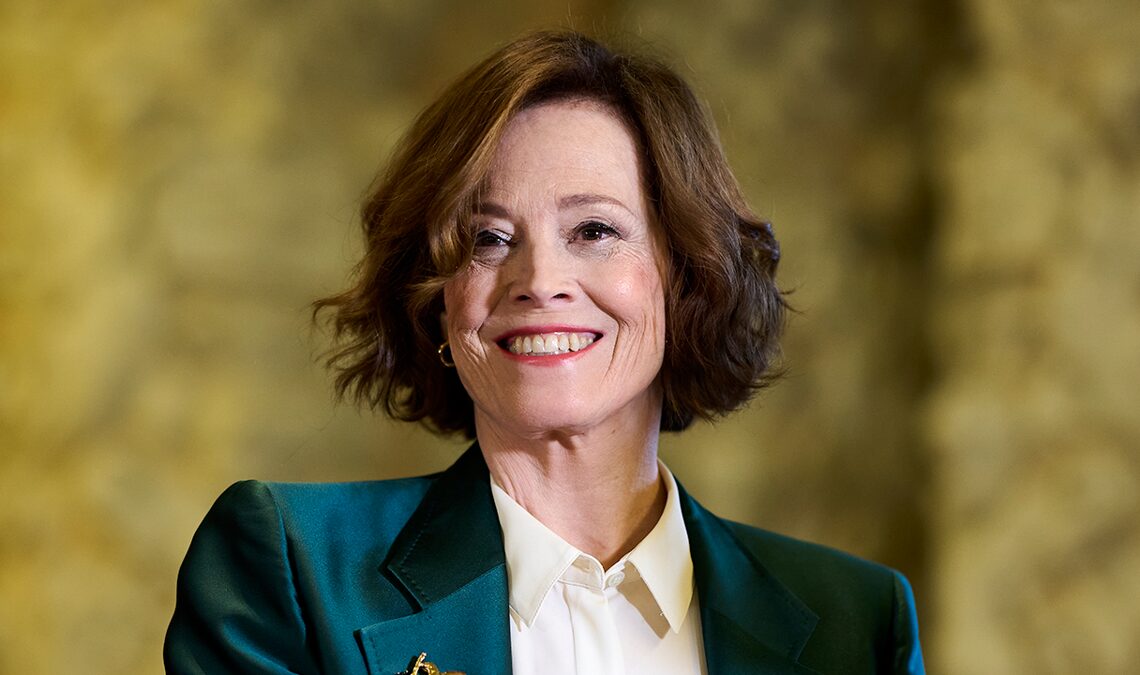 Sigourney Weaver serait en pourparlers pour rejoindre l'univers Star Wars avec The Mandalorian et Grogu