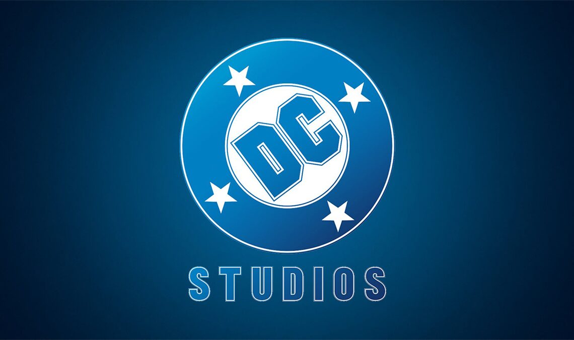 DC Studios révèle son nouveau logo lors du Comic-Con et c'est un clin d'œil à un logo classique de DC Comics |  SDCC 2024