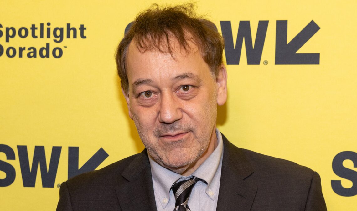 Sam Raimi signe un accord pour réaliser un film d'horreur qui propose un mélange intéressant