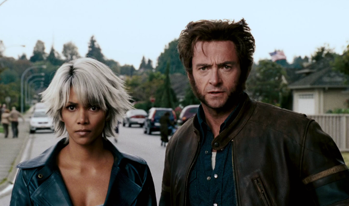 Halle Berry devait jouer Storm dans Deadpool et Wolverine, mais Ryan Reynolds ne l'a jamais appelée