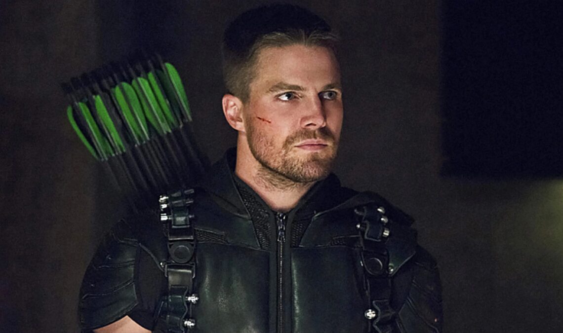 Le protagoniste d'Arrow souligne les responsables du fait qu'il n'y a pas de film basé sur la série