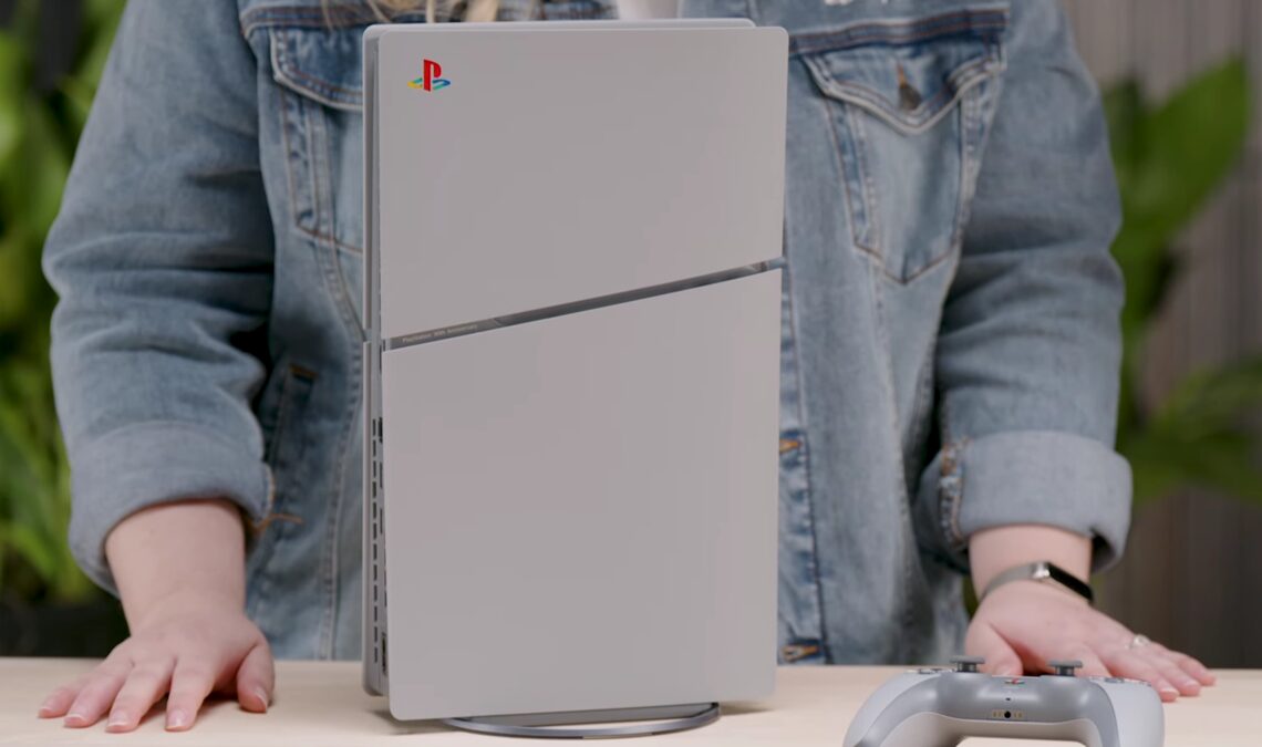 Sony annonce une PS5 et une PS5 Pro dans le style de la première PlayStation dans le cadre de sa collection 30e anniversaire