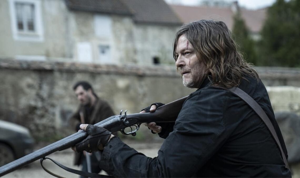 Daryl parcourt l'Espagne avec sa moto dans la nouvelle bande-annonce de la troisième saison de The Walking Dead : Daryl Dixon