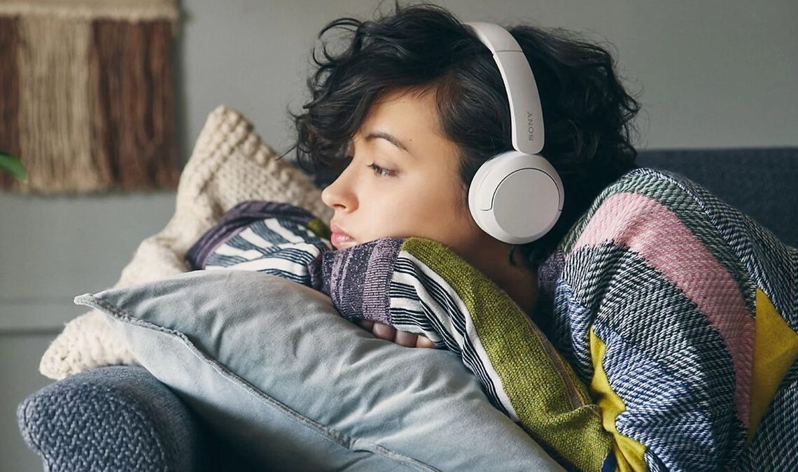 Incroyables écouteurs Sony, avec 50 heures d'autonomie et charge rapide, à moitié prix pour moins de 35 euros