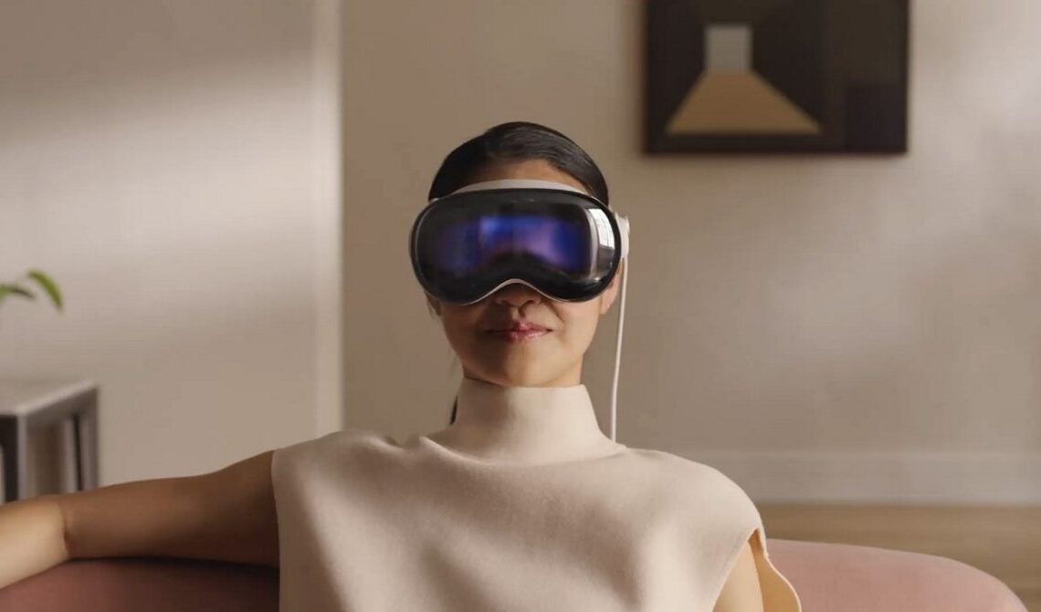 Il semble qu'Apple ait reculé sur les plans Vision Pro, son engagement envers la réalité virtuelle