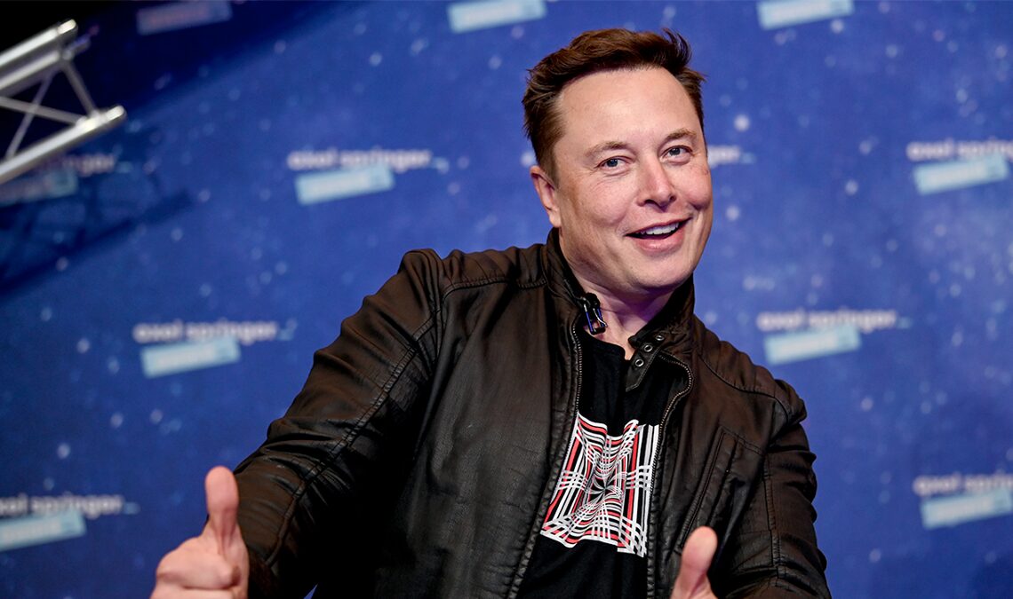Bien que essayant de le cacher, Elon Musk pue en jouant à des jeux vidéo: "Dans Overwatch, il n'est pas sorti du bronze, c'est malheureux"