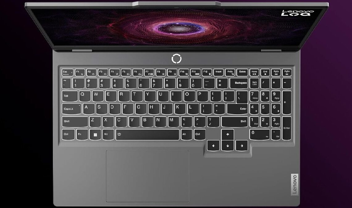 Ralentissement historique pour un ordinateur portable de jeu de 24 Go de graphique RAM et RTX 3050 qui coûte moins de 650 euros