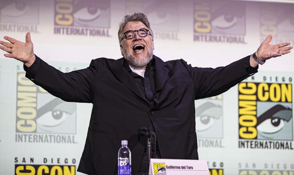 Voulez-vous un peu d'histoire du terrorisme? Vous pouvez maintenant enchérir pour les objets de la collection personnelle de Guillermo del Toro