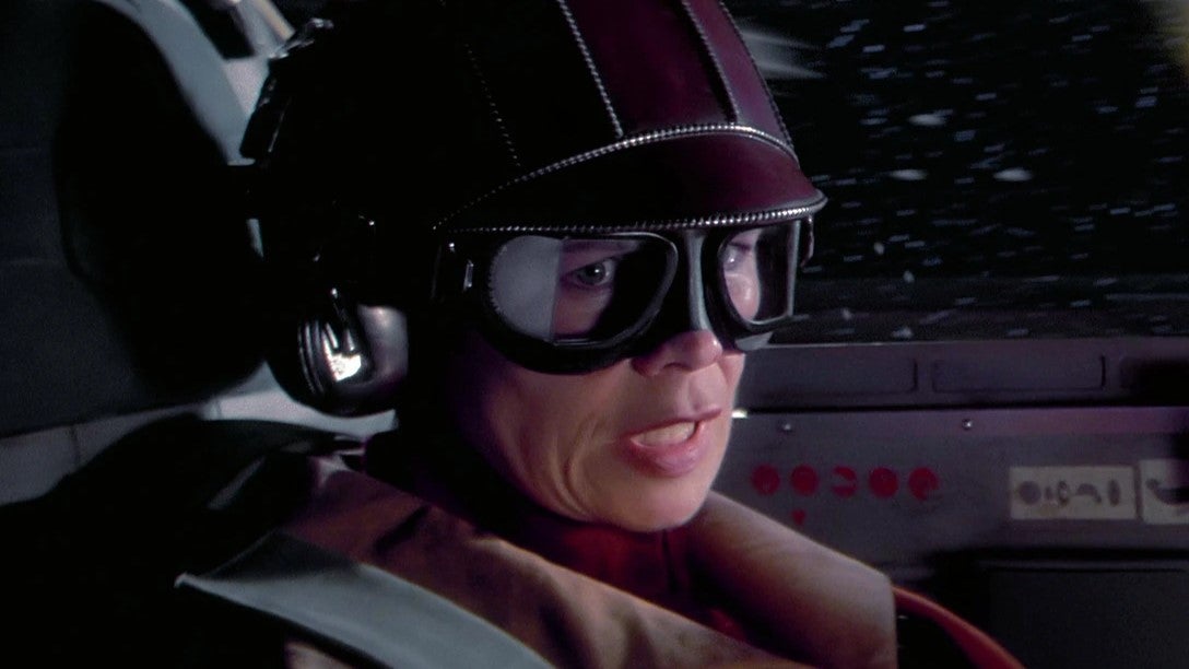 George Lucas a grondé cette actrice pour avoir porté du rouge à lèvres dans le tournage de Star Wars: elle reconnaît qu'elle ne connaissait même pas l'intrigue du film