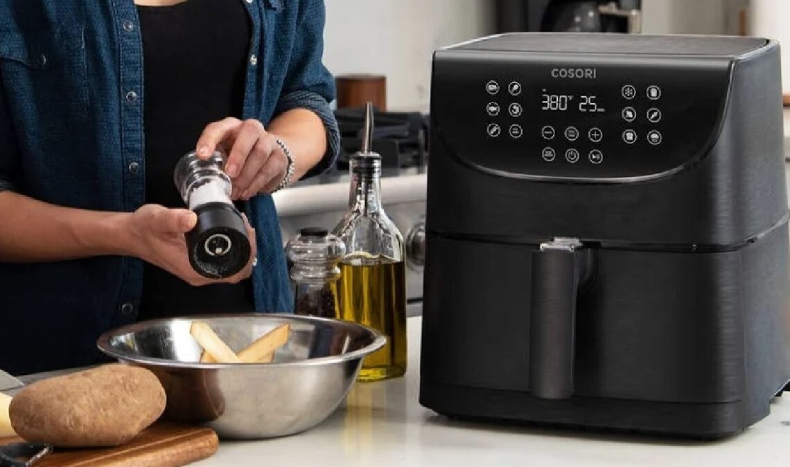 Il a terminé la cuisine: la friteuse à air la plus vendue touche le fond et coûte moins de 90 euros