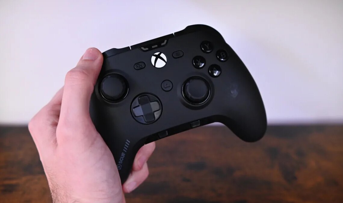 À cause du nouveau SCUF Valor Pro Wireless, la manette Xbox ne me fait pas du bien : je l'ai essayé et je vais vous dire pourquoi