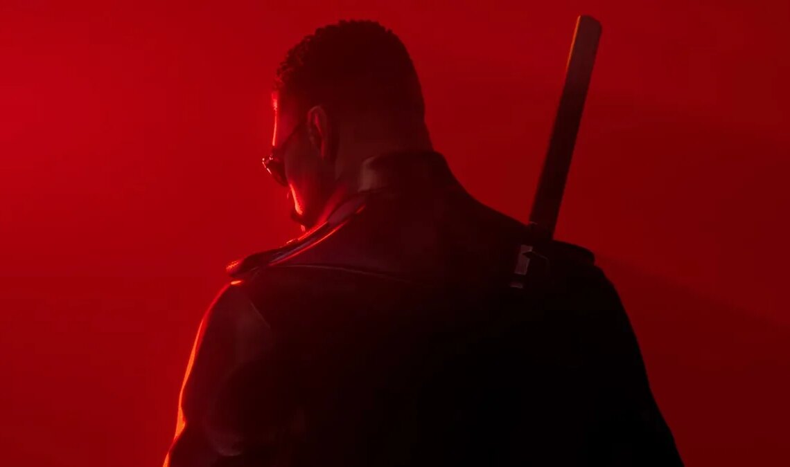 Arkane brise le silence et parle de Blade après un long moment. Ce n'est pas trop, mais c'est suffisant pour nous enthousiasmer.
