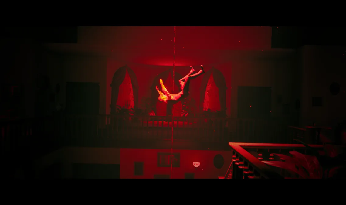 Voici l'inspecteur Sommers dans : Ouroborian Madness, la « salle d'évasion » qui brise les lois de la physique et du temps.