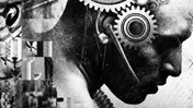 Cette série génère autant de battage médiatique que de doutes parmi les fans de cyberpunk. Son auteur a dû sortir pour calmer les eaux