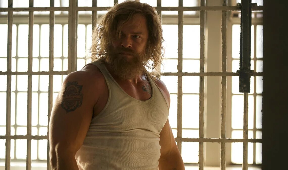 Si vous pensiez que Reacher était un dur à cuire, attendez de voir comment Alan Ritchson s'y prend dans son nouveau thriller d'action.
